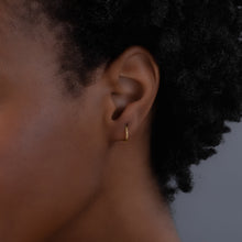 Load image into Gallery viewer, Cinch Huggie Hoop Earrings, 7mm